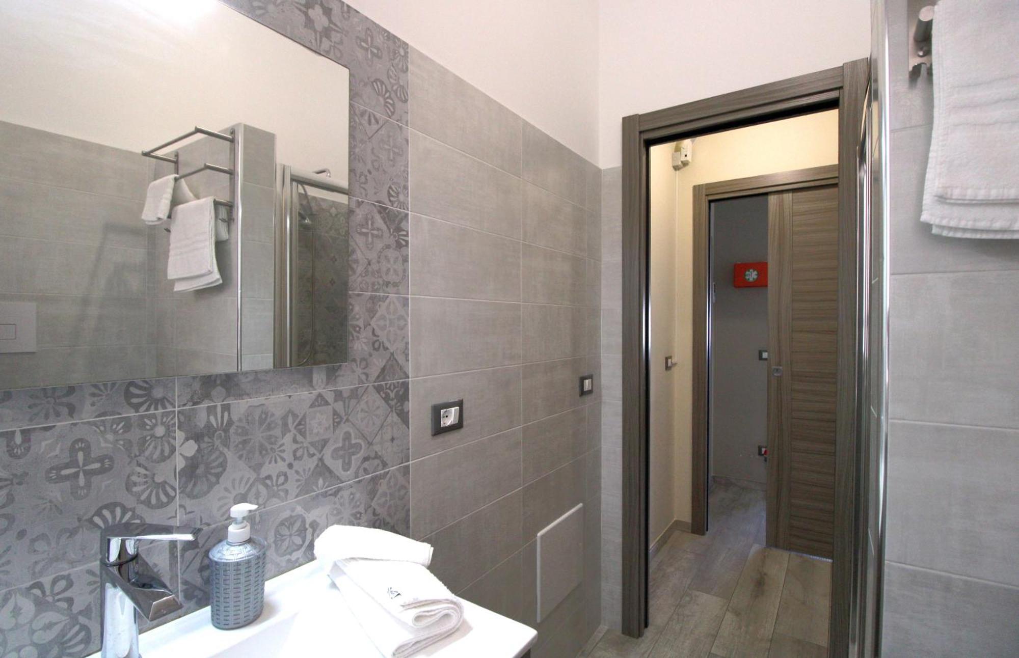 Capo D'Orlando Apartments - Doria 52 Eksteriør bilde